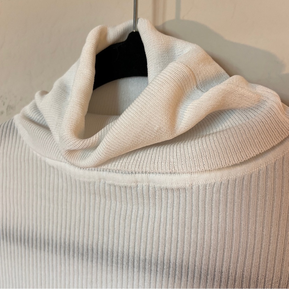 Anna Rae White Ribbed Turtleneck Size Small - Picture 5 of 8